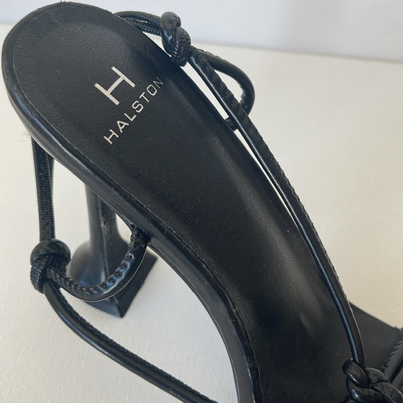 NWOT H by HALSTON PICASSO BLACK STRAPPY SQUARE TOE SPOOL HEELS SANDALS 8.5M - Picture 4 of 12